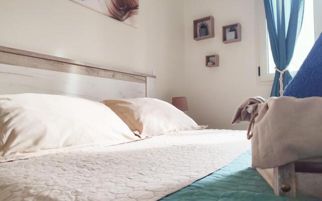 Modern 1Br apt , Garden , View & AC