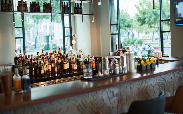 Renaissance Riverside Hotel Saigon