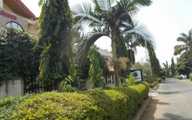 Bahamas Hotels International