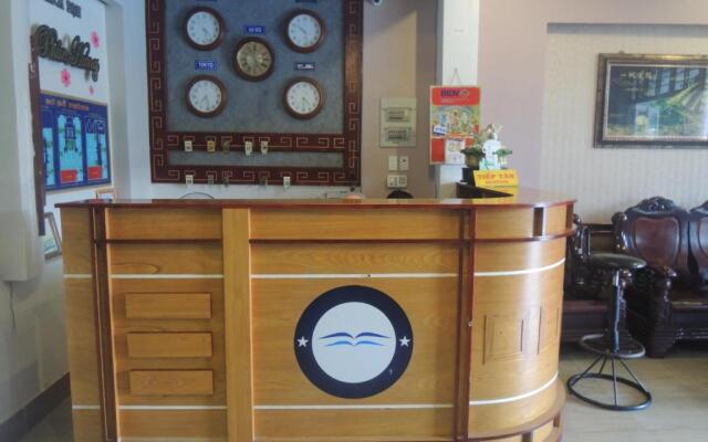 Phuc Hung Hotel 1