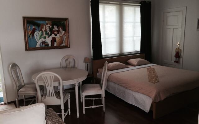 Grenna Hills Guesthouse