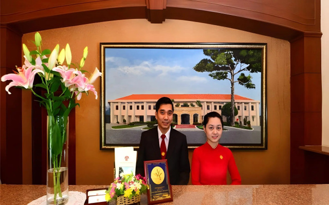 Tan Son Nhat 1 Hotel