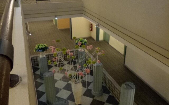 Ardi Hotel