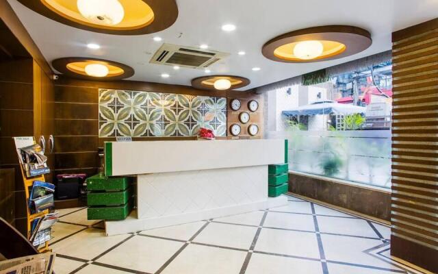 Capital O 1138 Hotel Emerald