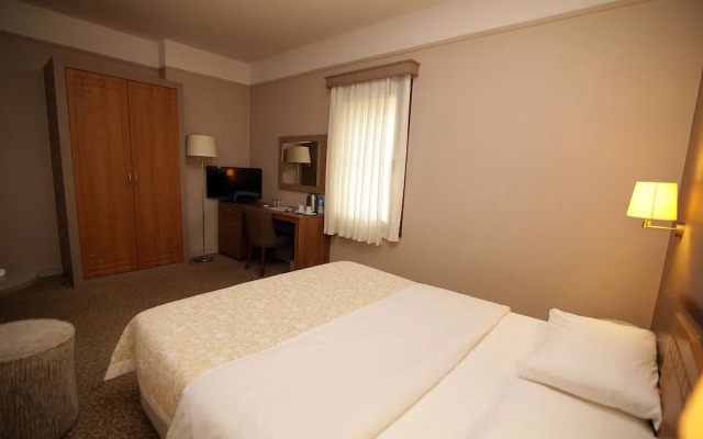 Grand Cavusoglu Hotel