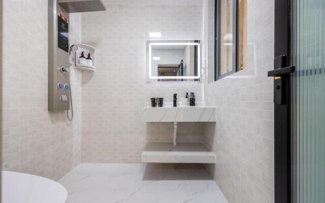 Sanya Chun Ting Apartment