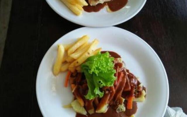 Made Roejas Homestay