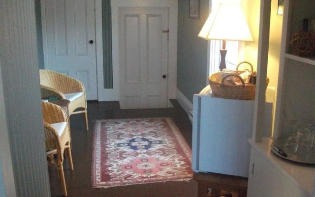 Silver Shoe Bed & Breakfast