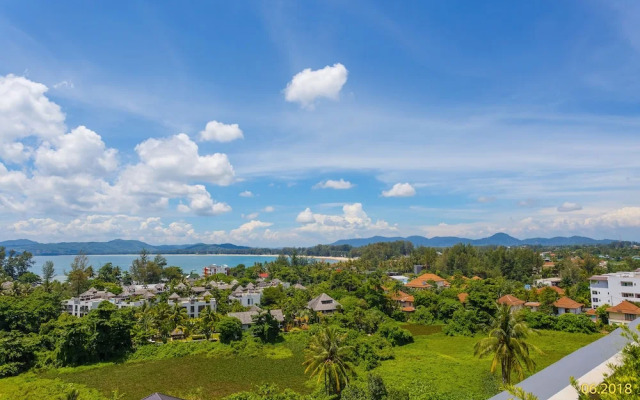 The Aristo Beach Studio by Holy Cow