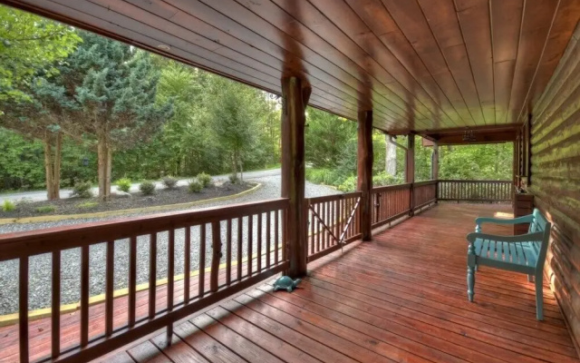 The Lone Star Cabin