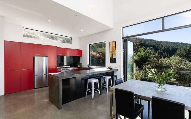 Modern Alpine Living with Spectacular View