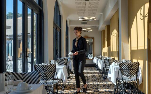 SOWELL COLLECTION Hôtel du Roi & SPA