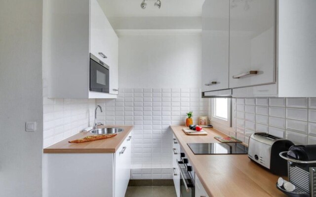 Beautiful Renovated Flat Near Eiffel Tower