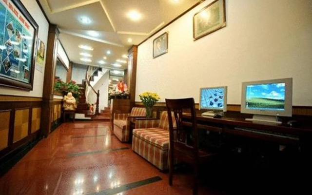 Hanoi Street Hotel