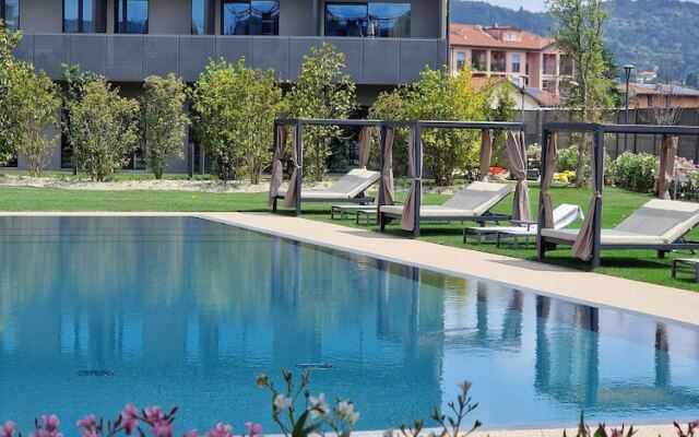 Como Hills Hotel
