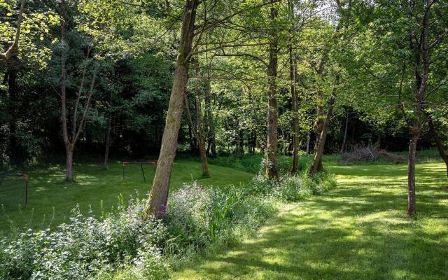 Beautiful Farmhouse in Sivry-rance With Garden