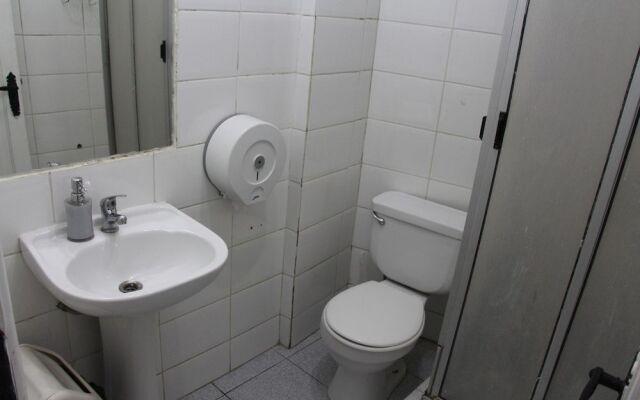 Escarabajo Hostel - Adults only