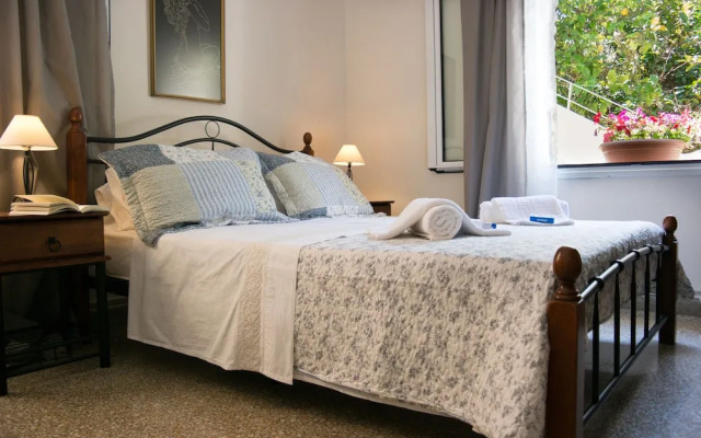 Alexandra Apartments