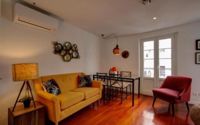 Great Duplex Apartment in Alfama