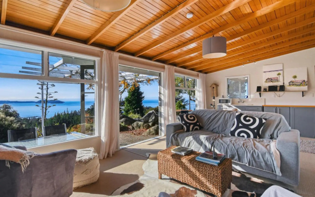 Hilltop Heaven - Kaiteriteri Holiday Home