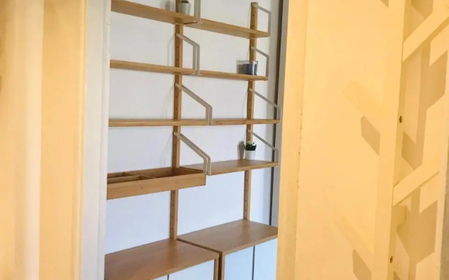 Cozy Apartment 3 Km Away From Duomo