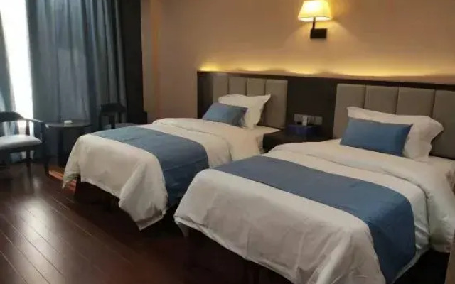 Panlongshan Hotel (Su Longqiao Subway Station Store)