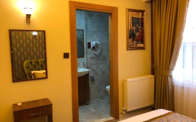 Rose Mansion by Otantik Suites