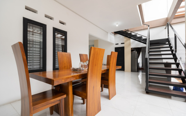 RedDoorz Syariah @ Jalan Andalas Padang