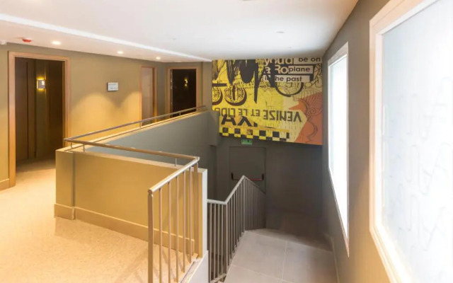 Hotel UrbanA +++ Tres Cantos