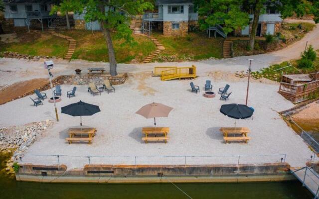 Lakeshore Fishing Cabin #5