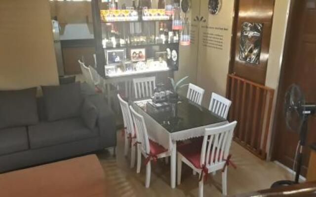 3BR Townhouse in Cainta along Sumulong Hiway