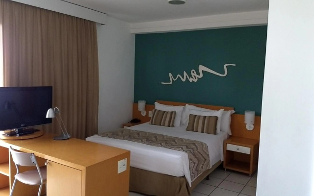 Praia do Canto Apart Hotel