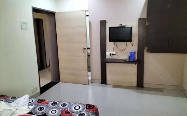Hotel Sachin - 50 Meters From Temple