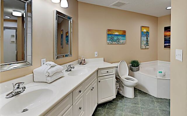 Phoenix on the Bay #1410