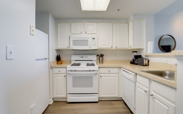 Cozy 1 Bedroom Condo Ballston