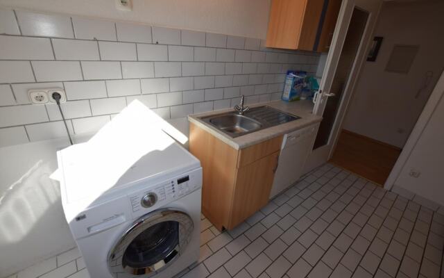 Tolstov-Hotels Generous 3 Room Apartment