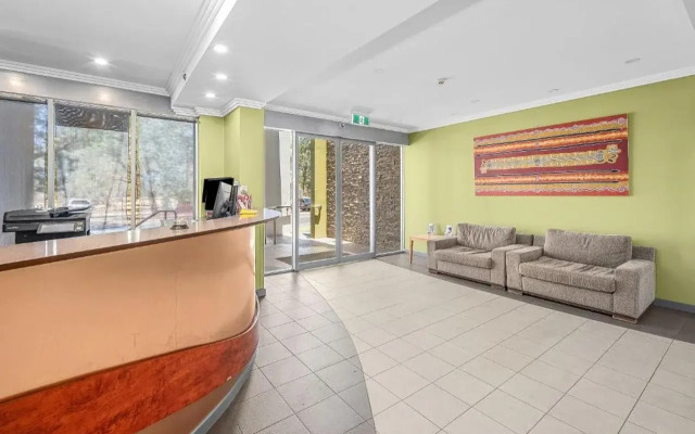 Stay at Alice Springs Hotel