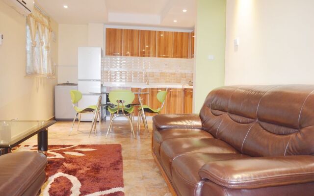 Selina Apartments
