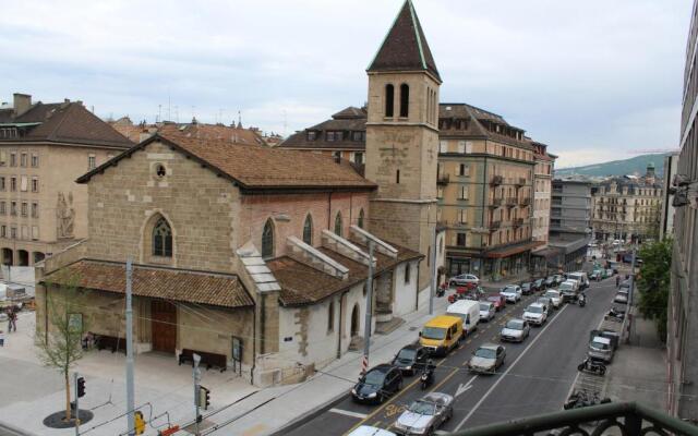 Hotel De Geneve