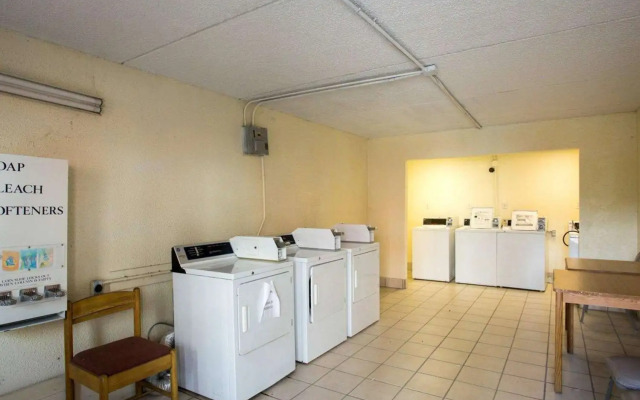 Knights Inn College Station