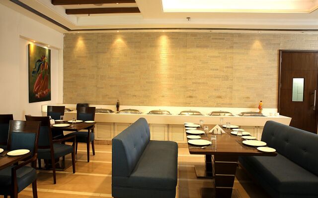 Inde Vista Woods Signature Tower