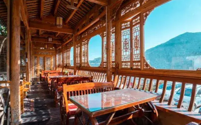 Jizushan Funinglou Boutique Inn