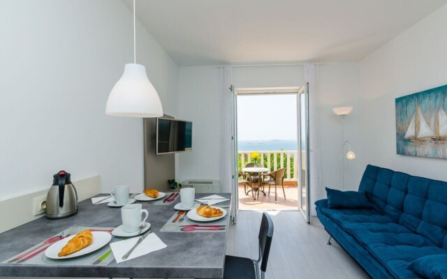 Villa Bouganvillea - sea View & Garden - A1 Deluxe