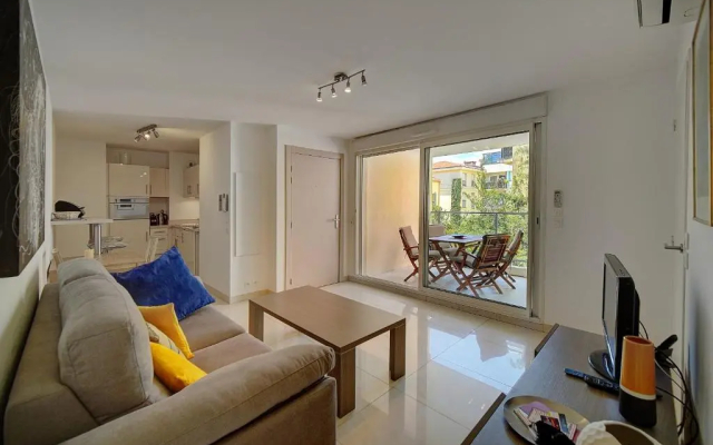 2 PIECES MODERNE AVEC TERRASSE ET PARKING A 3MN DES PLAGES !l- A1B230 - Apartment in Cannes - Photo 2