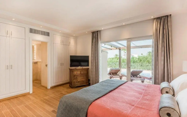 The Residence by Beach House Marbella