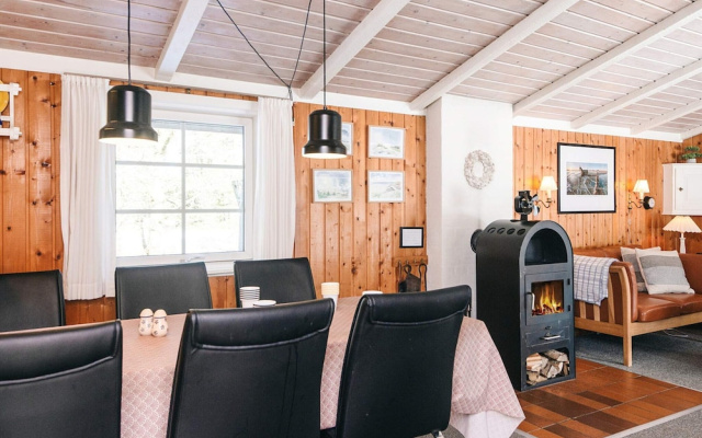 Sun-kissed Holiday Home in BlÃ¥vand near Sea