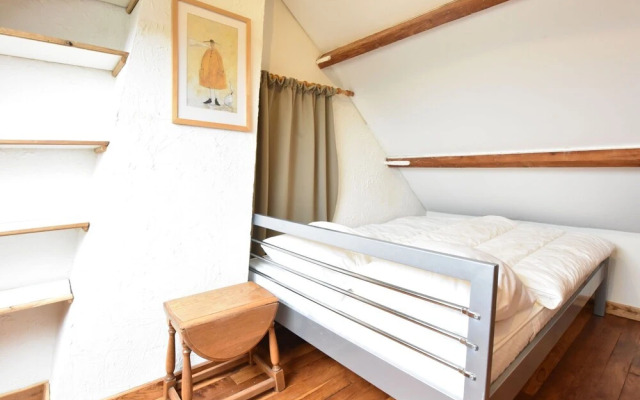 Quaint Holiday Home in Nieuwvliet-Bad near Sea Beach