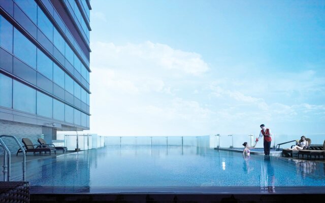 StarWorld Hotel