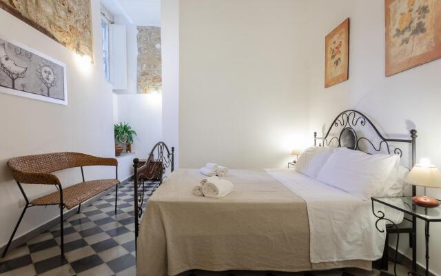 Salomone Apartment 16