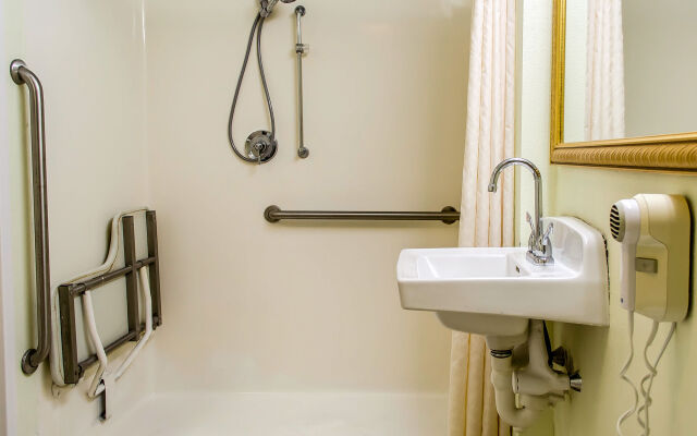 Holiday Inn Express Allentown North by IHG